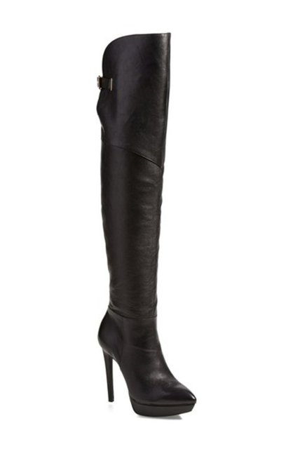 Jessica Simpson 624 TL.