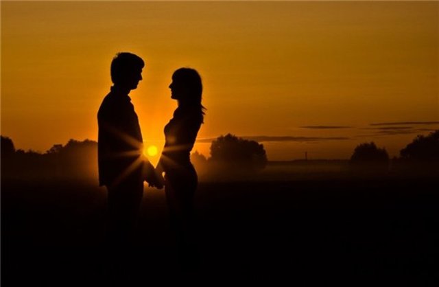 Birlikte güzel zaman geçiriyoruz, cevabının olumlu olmasını çok isterim" demeyi deneyebilirsiniz.