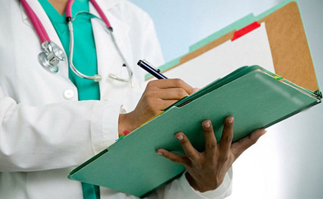 Lensin gözde kalma süresi doktor tarafından belirlenmeli