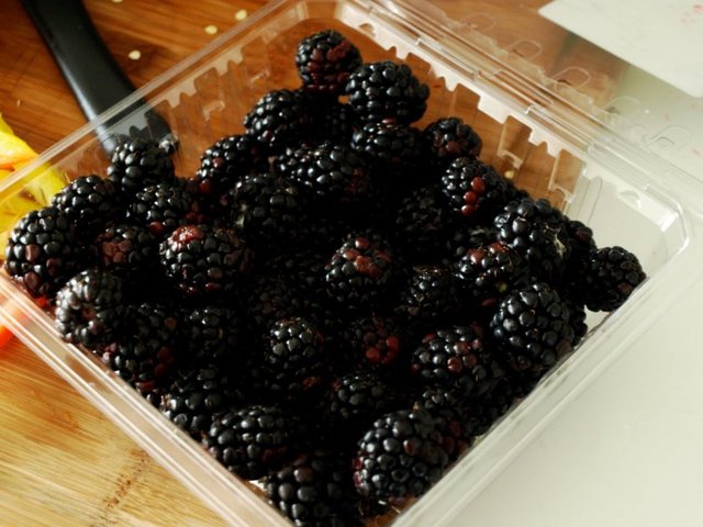 Ayrıca ağızdaki enfeksiyonların giderilmesine yardımcı oluyor, idrar söktürüyor.