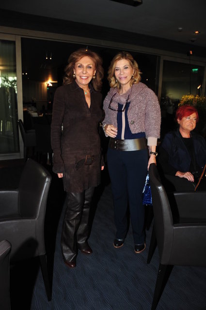 FERHUNDE VERDİ, ROULA HABBAB 