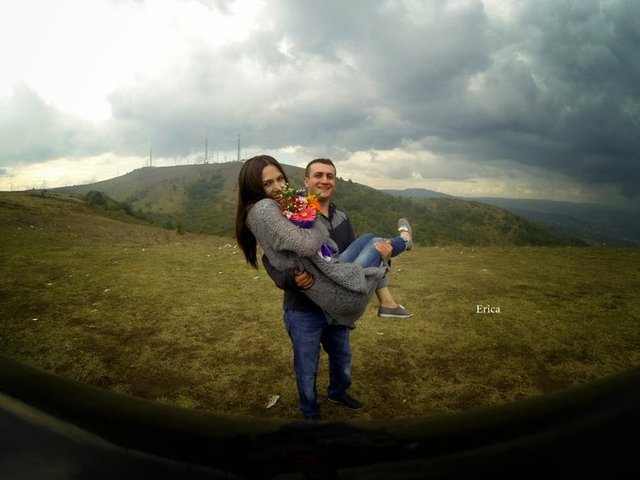 Partneriniz şuanda ailesiyle yaşama fikrine sıcak bakmıyor olabilir ama yaşlandıklarında fikrini değiştirme ihtimali olabilir. -