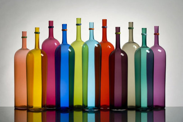 Günde 2 ya da 3 alkollü içecek tüketen kadınların kolon kanserine yakalanma riski, günde bir kadeh içen ya da hiç içmeyenlere oranla yüzde 8 daha yüksek.