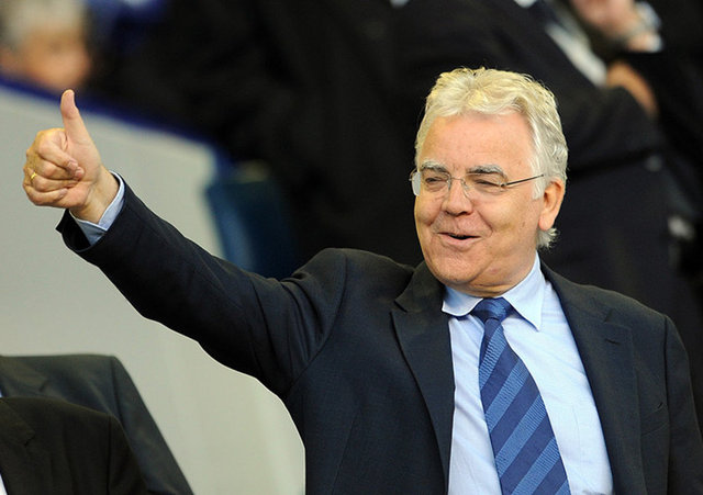 EVERTON  Bill Kenwright'ın plak şirketi var. Aynı zamanda tiyatro ve film yapımcısı.