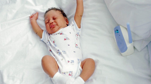 14. Beyaz gürültü makineleri ve bebek monitörleri evinizin bir parçası haline geldiği için duyma duyunuz gelişecek.