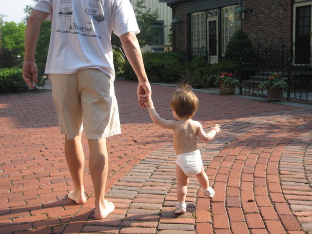 29. Deliksiz uyku, tuvalet eğitimi, ilk adımlar gibi küçük başarılar mutluluktan uçmanıza sebep olacak.