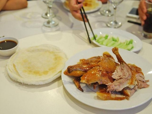 17. Pekin'de pancake eşliğinde ördek (Çin)