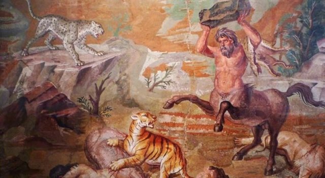 Yay burcu ve Vahşi Sentorlar: Yay burcunun simgesi olarak mitolojide yerini alan yarı insan, yarı hayvan figürlü varlıklar hakkında pek fazla bilgi olmasa da,onların Tarım Tanrısı ya da diğer adıyla Şarap Tanrısı Dionysos'un hizmetkarları oldukları