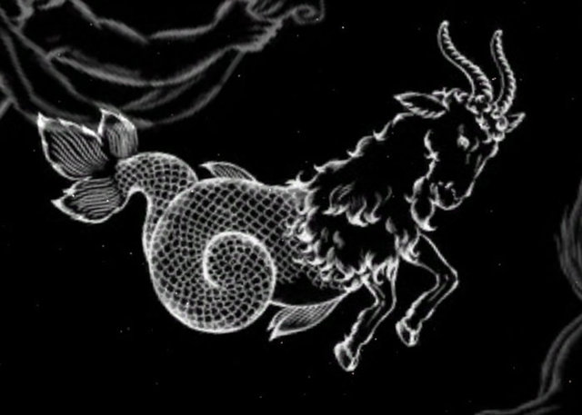 Yunan yorumculara göre Tanrı Hermes, oğlunu bir tavşan postuna sarıp Olympos'a çıkarmış, onun keçi görünümüne bütün tanrılar gülüp, alay etmişler.