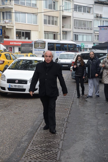 CEFİ KAMHİ 
