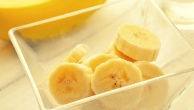 Anemi:   Muz, kandaki hemoglabin üretimini canlandırır ve anemi durumunda yardımcı olur.