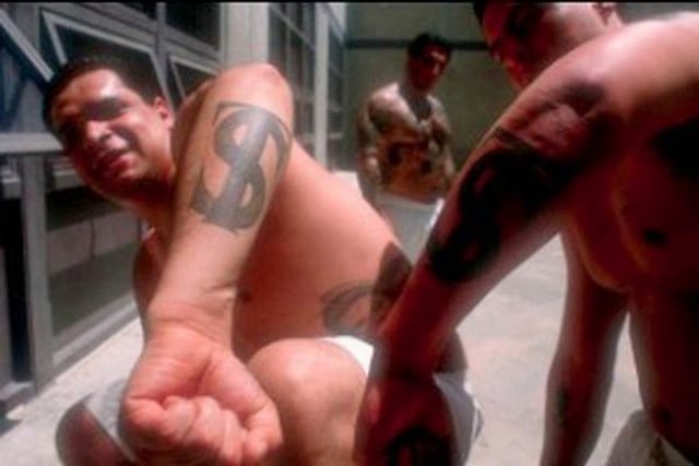 Teksas Suç Örgütü - Teksas Suç Örgütü, küçümsenmeyecek müttefikleriyle birlikte kısmen küçük bir çete. İşbirliği yaptığı diğer çeteler adına cinayetler işlemiştir.