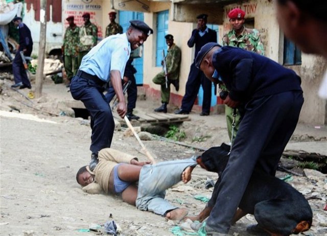 Eskiden çete üyelerinin tanınmak için saçlarını rasta yaptığı ve kanla banyo yaptığı bilinmektedir. Son zamanlarda yapılan eylemlerde ise kafa kesme ve kadın sünnetleri yapıp aynı zamanda bu eylemlerin politikliğini savundular.