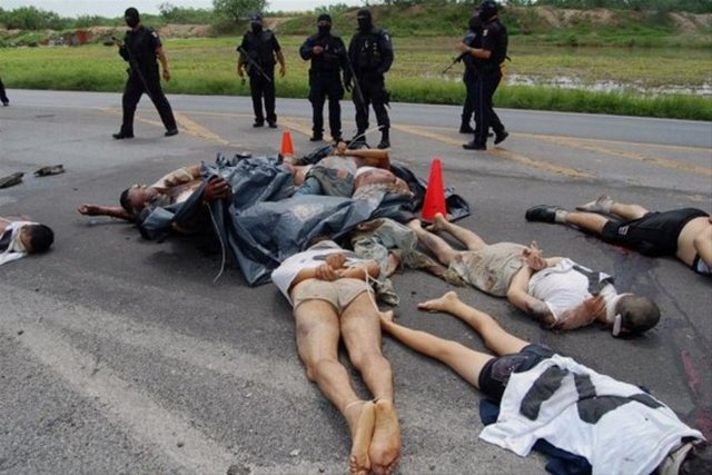 Los Zetas -  - Dünyanın en güçlü uyuşturucu çetelerinden birisidir. Los Zetas, bugüne kadar çok sayıda karanlık olayın sorumlusudur.