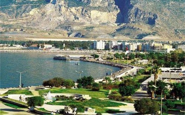 İskenderun Nüfusu:   245.083				 Bağlı olduğu il: Hatay