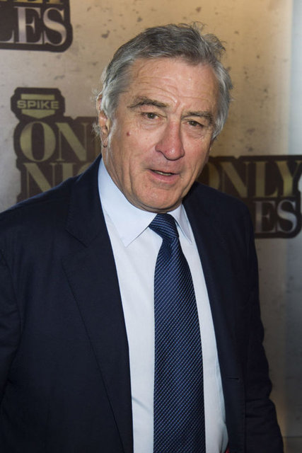 ROBERT DE NIRO