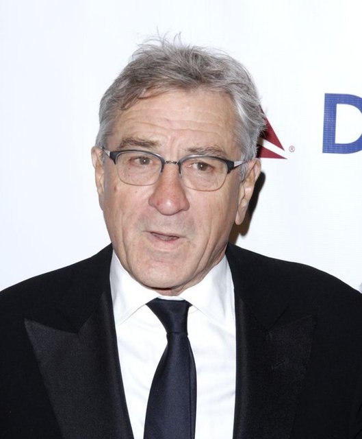 ROBERT DE NIRO