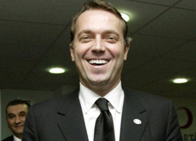 CEM UZAN