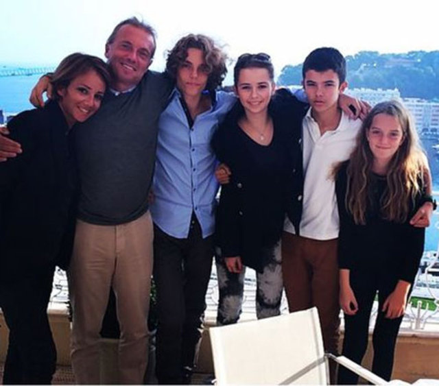 FANNY -  CEM, RENÇ EMRE, YASEMİN PARİS UZAN