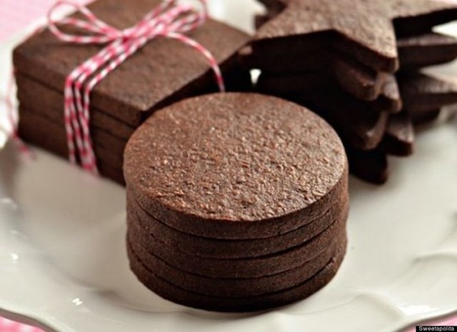 Dark Chocolate Sugar Cookies: Bitter çikolatalı tatlı kurabiye