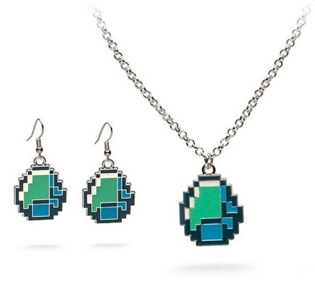 8-bit video oyunlardan esinlenilen mayın kolyeler