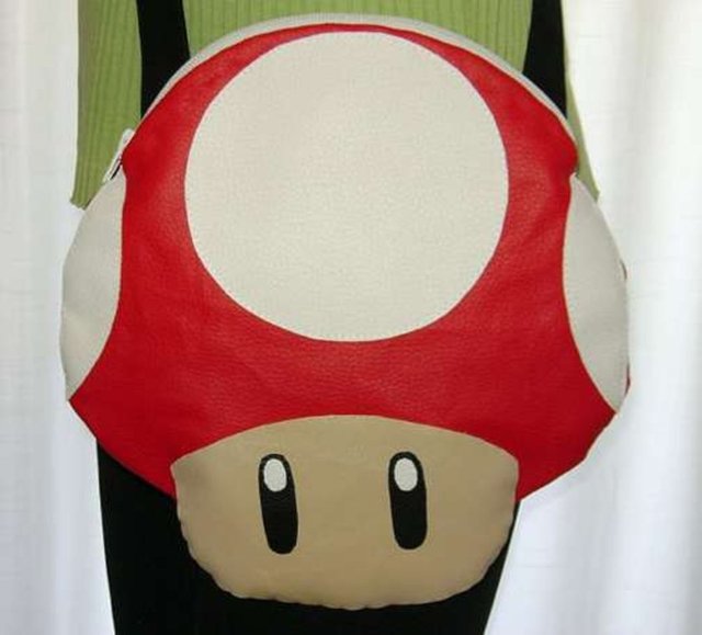 Super Mario temalı omuz çantası