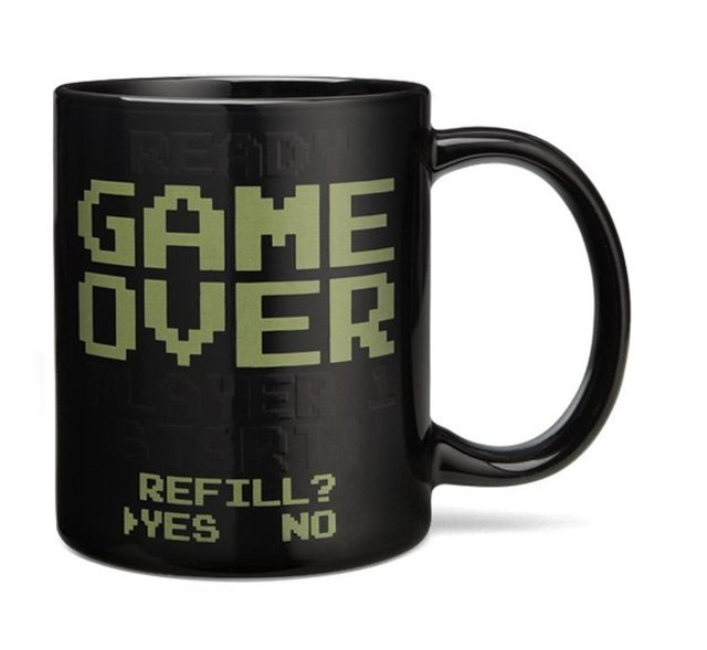 Oyun temalı kahve bardakları