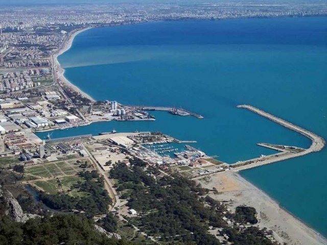 Antalya  - Verdiği göç: 64.075  - Aldığı göç: 88.605