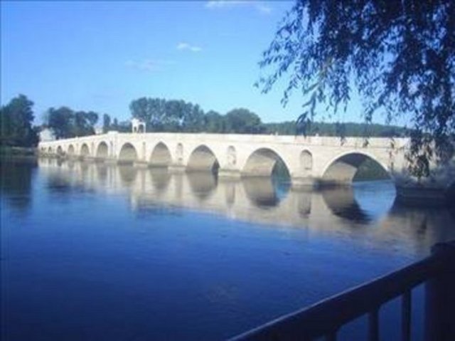 Edirne  - Verdiği göç: 17.000  - Aldığı göç: 16.255