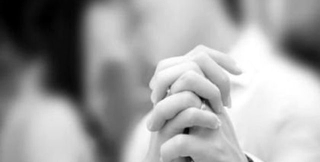 Kişilik sahibi, bilgisiyle, tecrübeleriyle insanları kolayca etkisi altına alabilen Vizyonu güçlü, sezgi gücü yüksek, anlamaktan, keşfetmekten zevk alabilen.