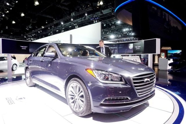 2015 Hyundai Genesis modelinin de tanıtımı yapıldı