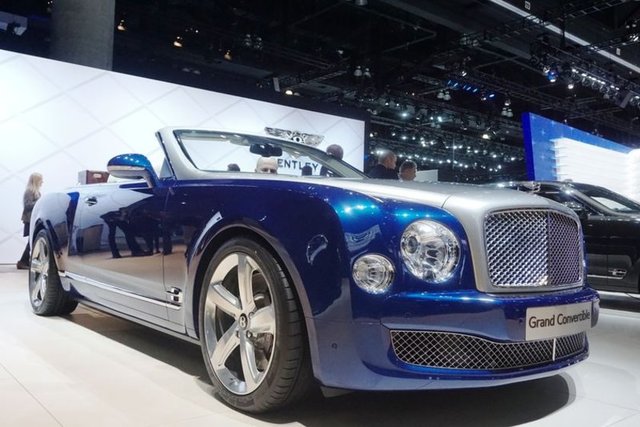 Bentley'in Grand Convertible Modeli