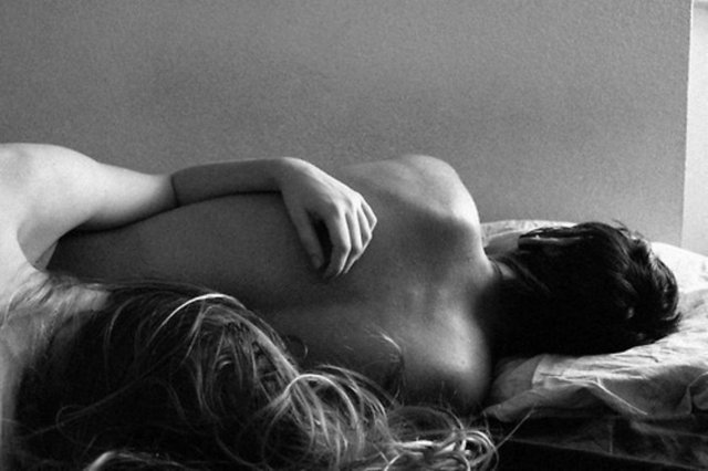 Lavaboya takılan saç tutamları ya da duşun zeminindeki sabun kalıntıları partnerinizin seks güdüsünü kaybetmesine sebep olabilir.  -