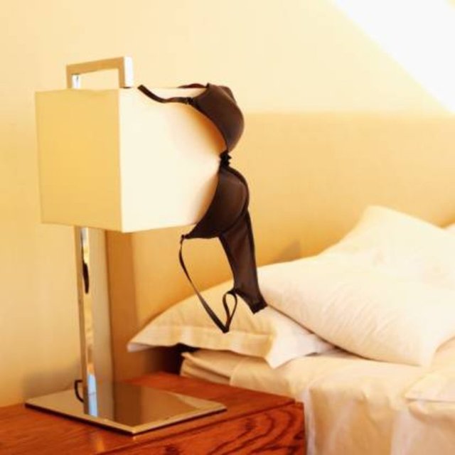 Şarj aletlerini ve telefonları dolaba kilitleyin ve yatağa girmeden önce bütün teknolojik aletlerinizi sessize alın.  -