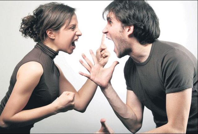 Üstüne bir de sizden zamanında yetişmenizi beklemenin gerçekçi olmadığını ve "her şeyi düşünemeyeceğinizi" söylemeniz tuz biber etkisi yaratır.