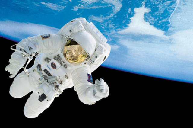 KADIN ASTRONOT - Uzayda gözlemlenen sağlık sorunları: İdrar yolları enfeksiyonu daha sık görülüyor.