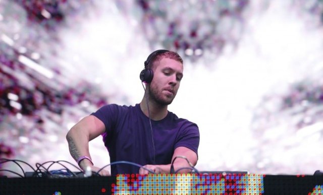 Elektronik dans müziği sanatçısı: Calvin Harris