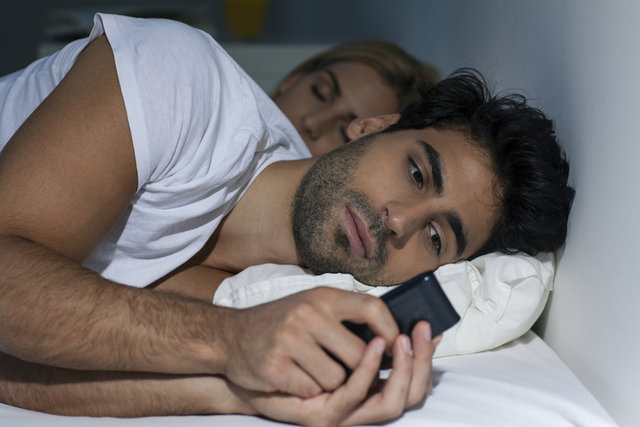 Telefonunuz her ses çıkardığında ya da titrediğinde uykunuz bölünür.  -