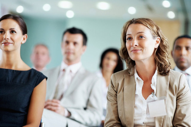 Elde edemedikleri şeylere odaklanmak yerine sahip oldukları her şey için şükran duymayı tercih ediyorlar.  -