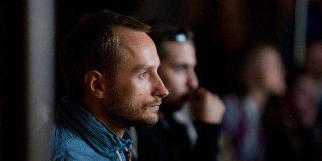 16. Kurban olmamaya özen gösteriyorlar. -