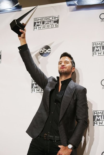 LUKE BRYAN