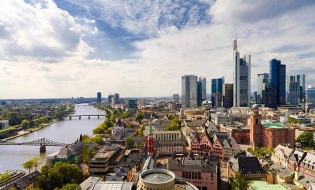 Frankfurt	\	2014 SIRALAMASI\		24		2013 SIRALAMASI\		16 -
