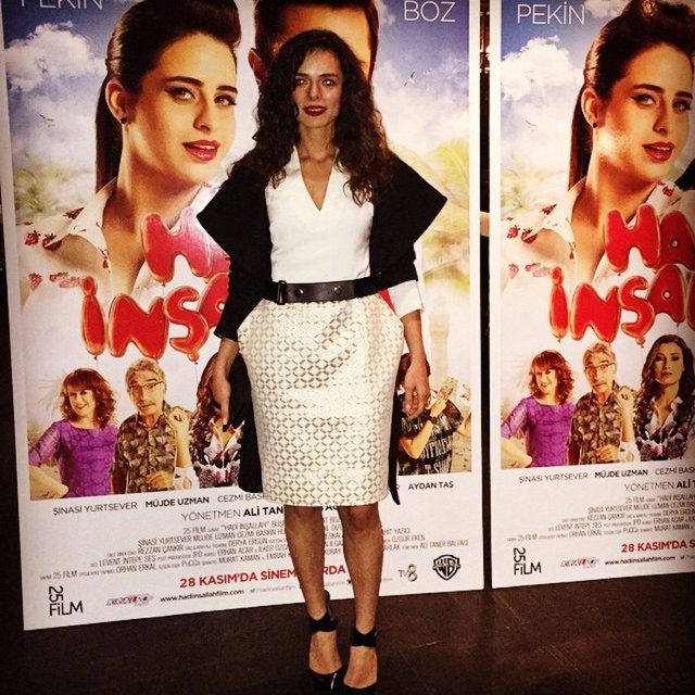 ÖZGE ÖZPİRİNÇCİ