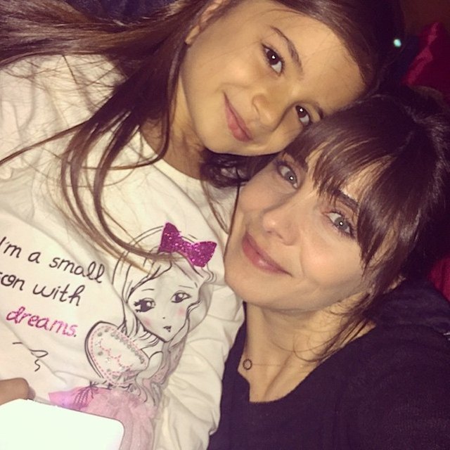 NUR FETTAHOĞLU  - Günaydın