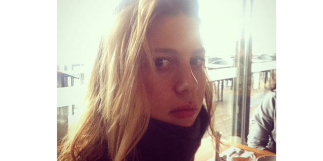 ŞİRİN EDİGER  - Boynum tutuldu