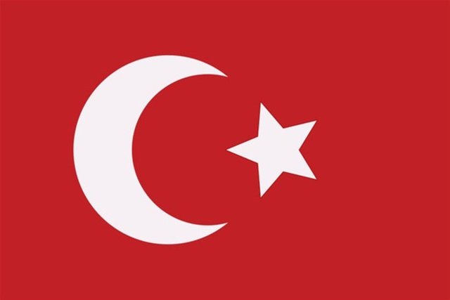 Osmanlı İmparatorluğu (1299-1923) -  - Osman Bey tarafından kurulan Osmanoğulları Beyliği, Orhan Bey döneminde bir devlet, I. Mehmet döneminde ise bir imparatorluk haline gelmiştir ve İstanbul'un Fethi ile uzun bir süre süper güç haline gelmiştir.