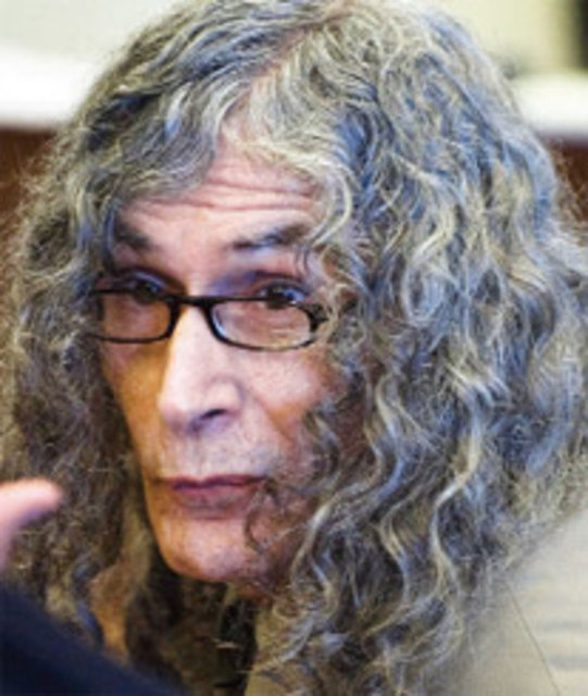 Seri katilin inanılmaz arşivi - ABD'de California Orange County'de 12 yaşındaki bir kız çocuğuyla ölümleri on yıllardır sır kalan 4 kadını öldürmekten suçlu bulunan fotoğrafçı Rodney Alcala yalnızca kadınları hedefleyen en azılı seri katillerden biri.