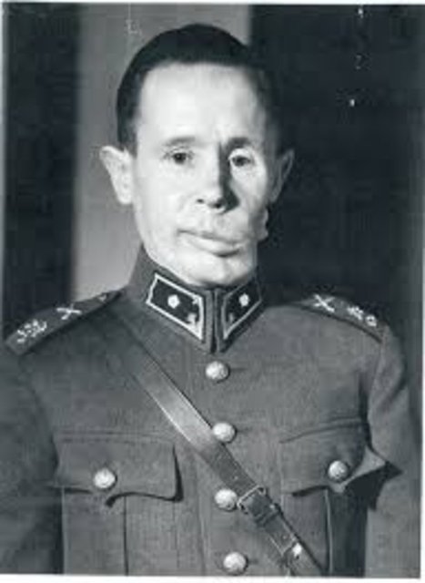 505 tanesi kayıtlara geçmiş 542 tanesi resmi olarak açıklanmamış ölüme sebep oldu. Keskin nişancı olarak yaptığı görev sonrasında makineli tabanca kullanmaya başlayan Hayha 200 kişiyi daha öldürerek toplam kurban sayısını 705'e çıkardı.