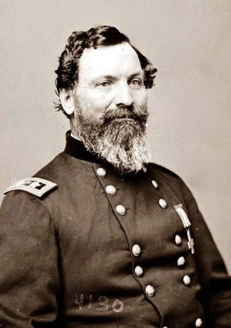 2.  Carlos Norman Hathcock II - 93 kayıda geçmiş ölüm - Hathcock Deniz Piyadeleri Teşkilatı'nda en etkileyici kayılardan birine sahip.  Keskin nişancıların tarihinde en ünlü atışı yapan kişi Hathcock'tu.  -