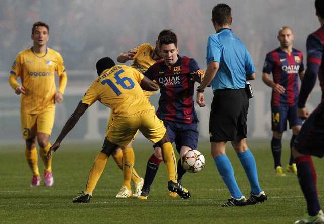 Tek bir kulübün formasıyla en çok gol atan oyuncu (359 gol)